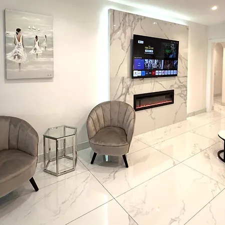 Mi Capricho 12 - Luxury Beachfront Apartment- Costa Del Sol Apartment