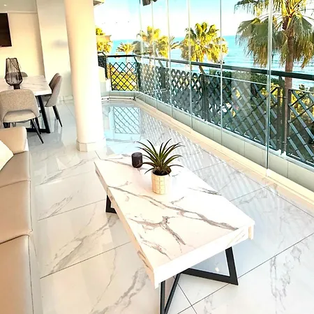 Apartment Mi Capricho 12 - Luxury Beachfront Apartment- Costa Del Sol